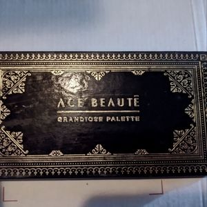 Ace Beauté pallette